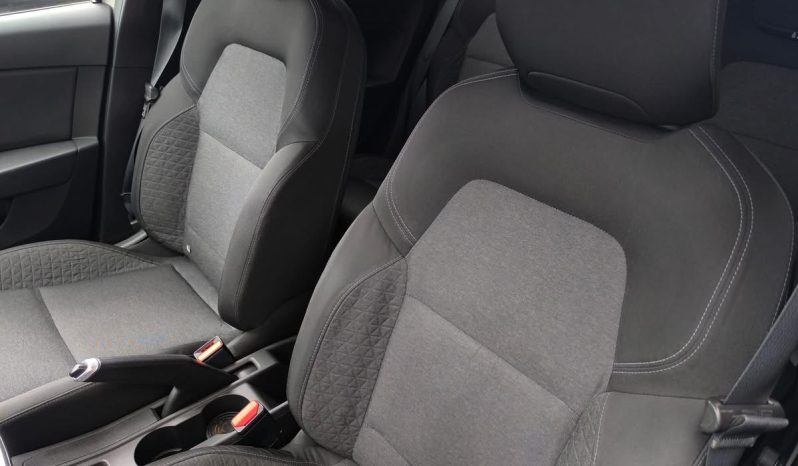 
								RENAULT CLIO 1.0 TCE 100CV INTENS full									